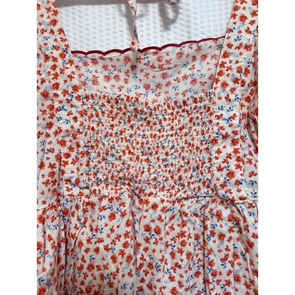 Old Navy Size XL Floral, Smocked Flutter Sleeve Top, Orange, White, Blue - Picture 4 of 4